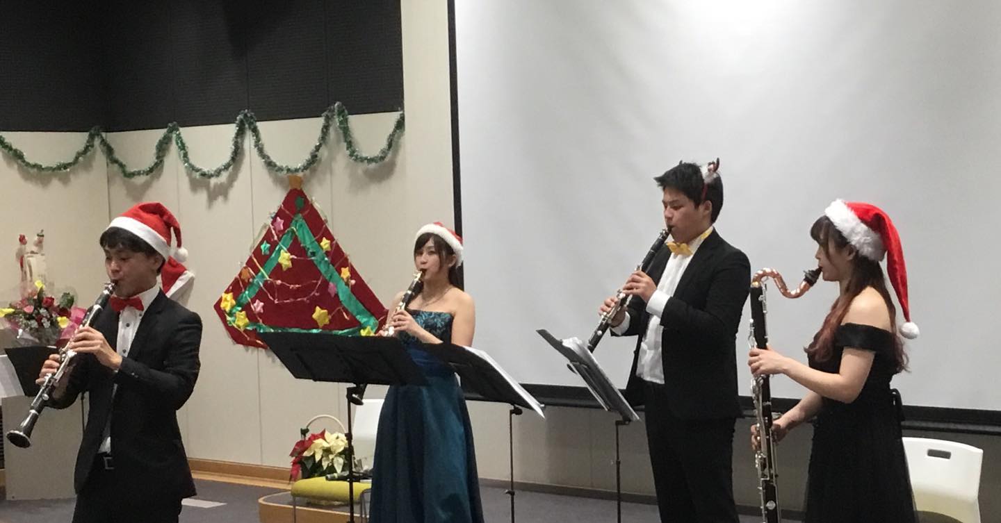 堺市立総合医療センター 看護局 クリスマスコンサート開催 今日は当院のホールで 音屋組 さんを迎え クラリネット4重奏によるクリスマスコンサート を開催しました クラリネットの暖かい音色に癒された時間となりました ご参加頂いた皆様 ありがとうご