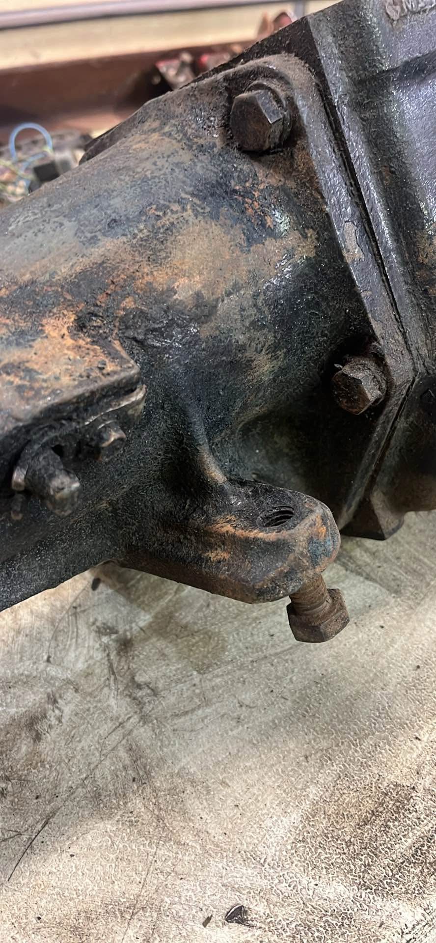 Ford top loader four speed transmission RUG-D2 Fairlane falcon comet ...