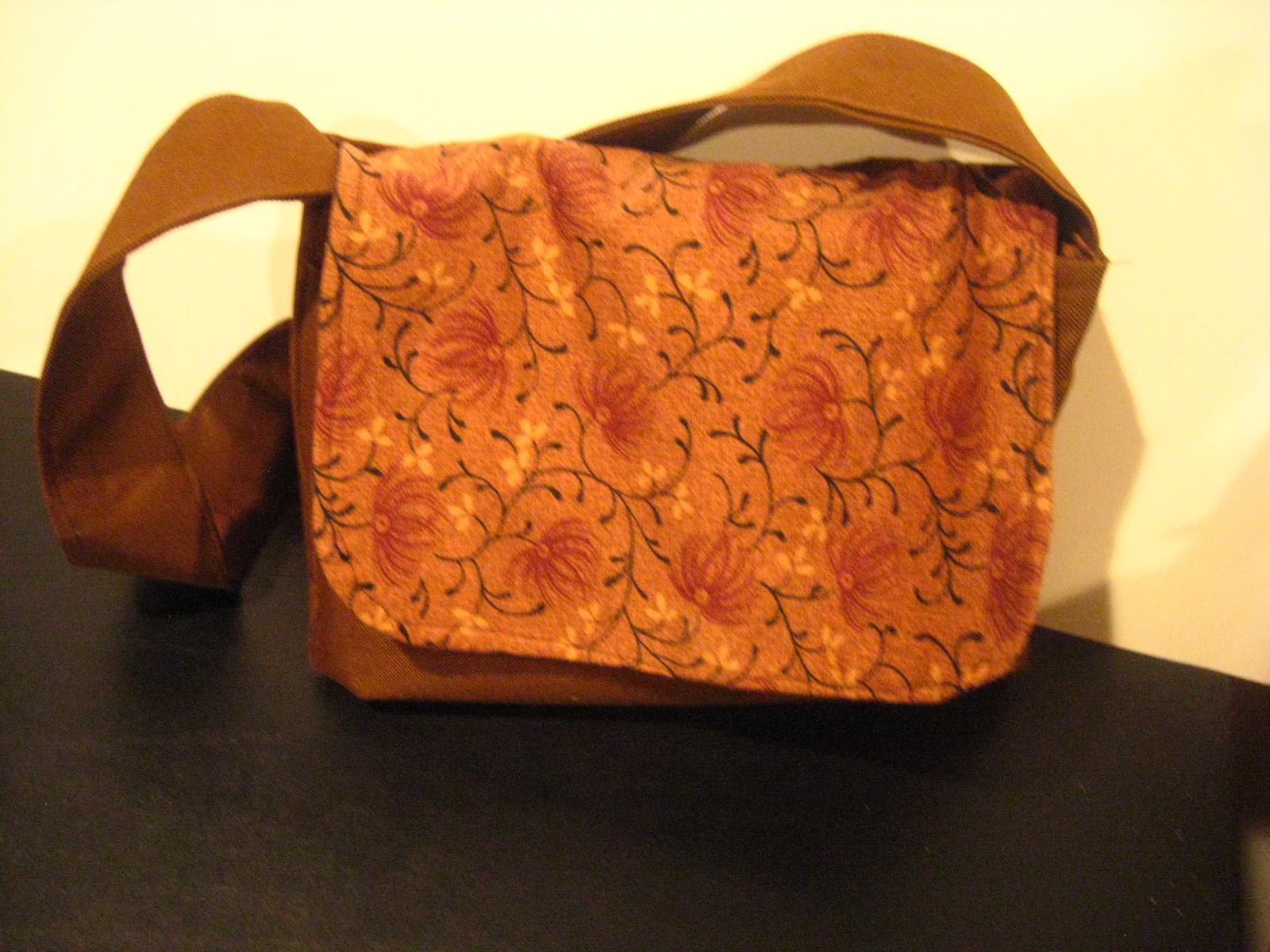 Bags N Things - Here is a sample of the small purse I create | Facebook