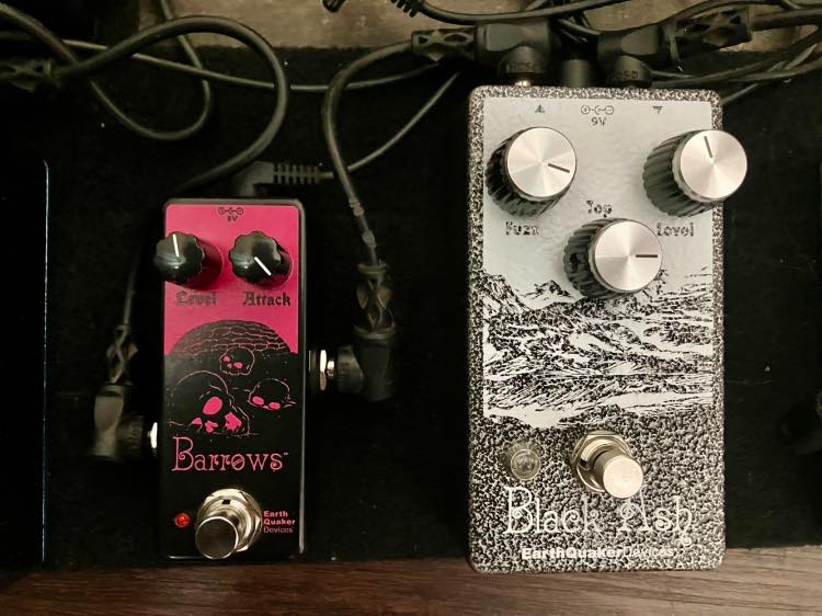 Barrows over black ash for earthquaker devices