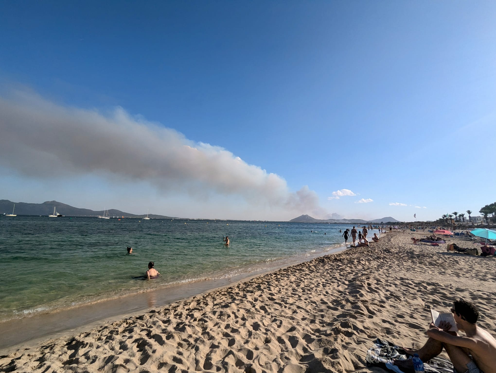 Puerto Pollensa - Port De Pollenca | Smoke on the water, a fire in the ...