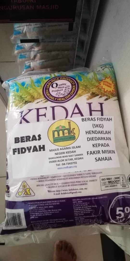 Agihan Beras Fidyah Sedang Berlangsung Pejabat Agama Daerah Pendang Kedah Facebook