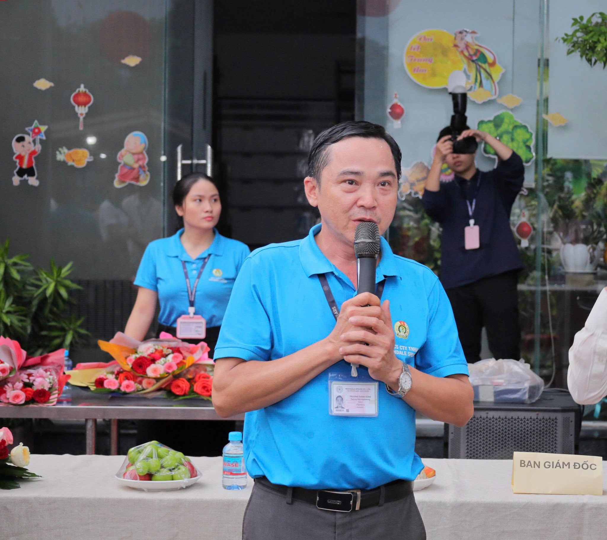 Dung Truong - CĐCS cùng BGĐ Cty Rochdale Spears có tổ chức... | Facebook