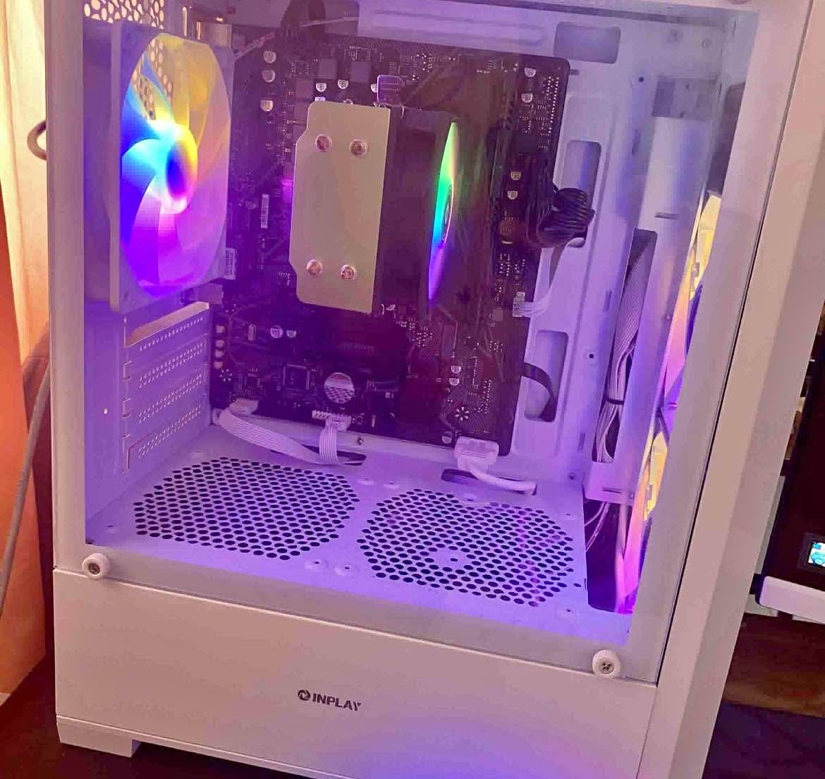 Ryzen 5 3400g Gaming PC Set with AVR and Peripherals included - Desktop ...