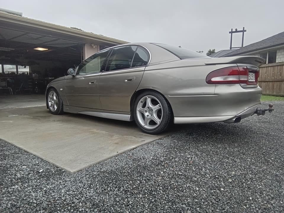 2000 Holden Commodore Senator Signature LS1 - Cars & Trucks - Tauranga ...