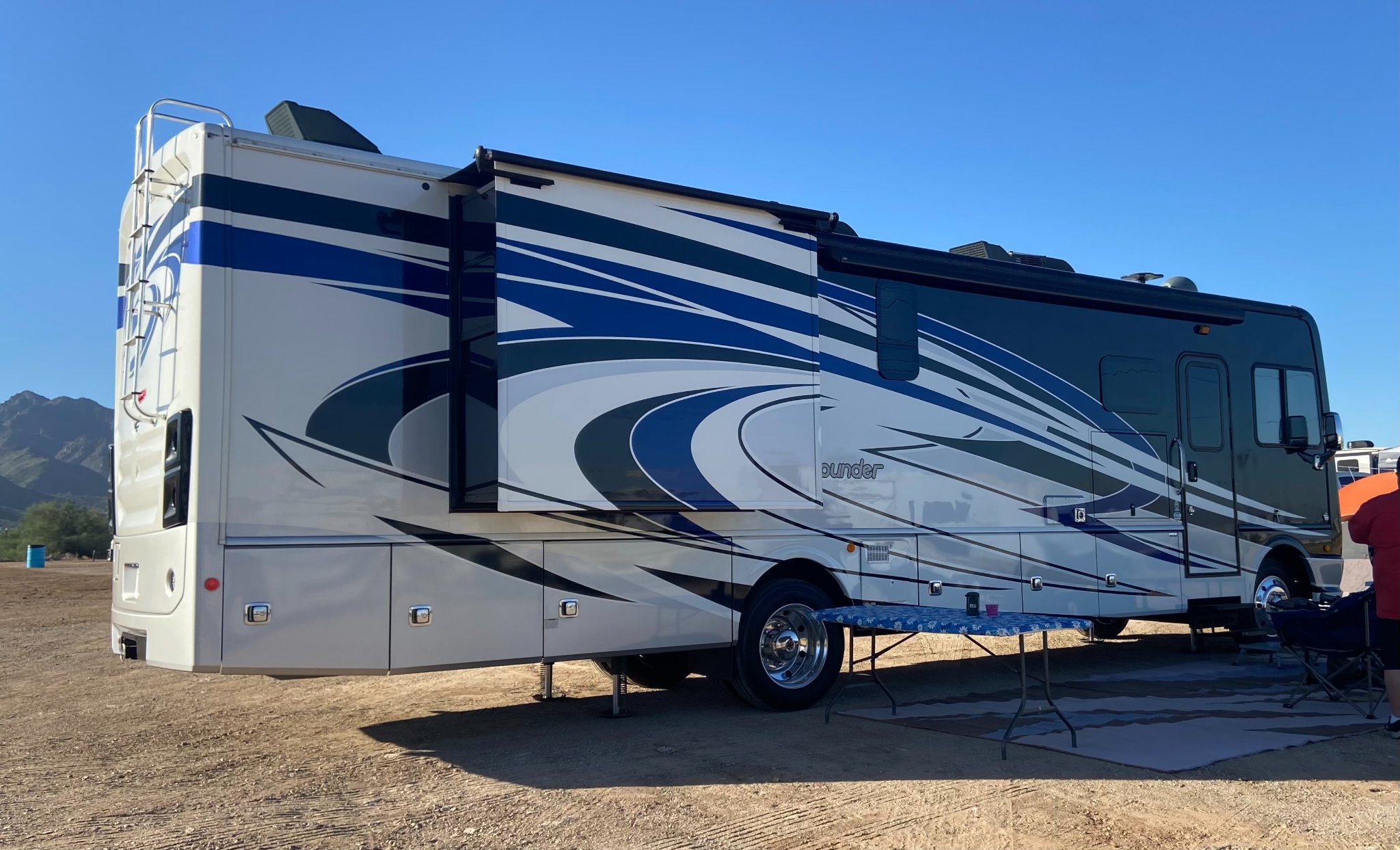 Socal Rv Classifieds | Like new 2018 Fleetwood bounder LX 35k model(36 ...