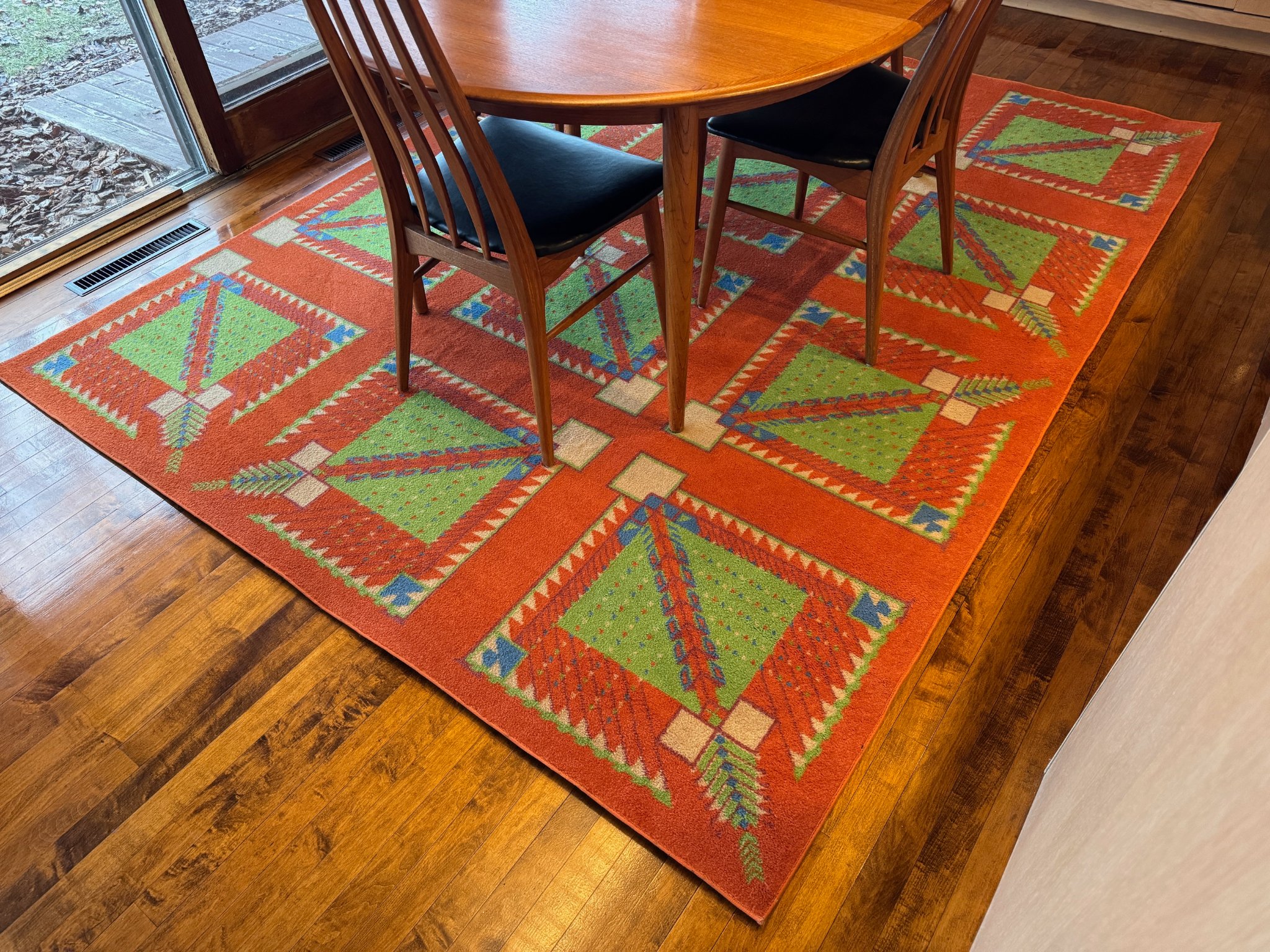 Frank Lloyd Wright Style Imperial Arrow Rug from Arizona Biltmore Hotel ...