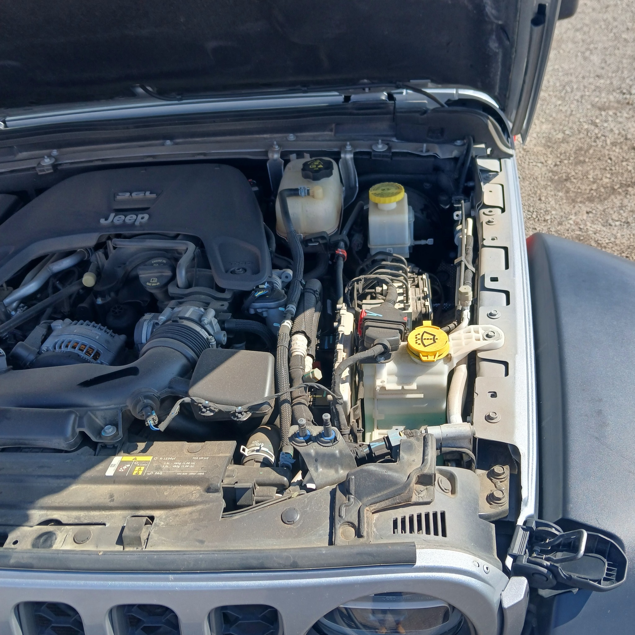 03 Jeep Liberty Enginenull