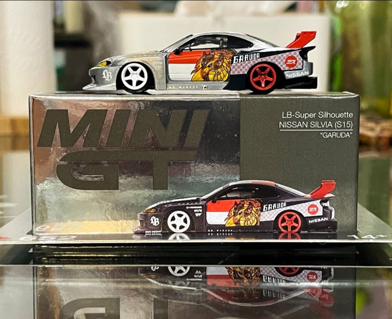 Nissan Silvia S15 LBWK Garuda ( Chase ) X Designer Mizu Diecast