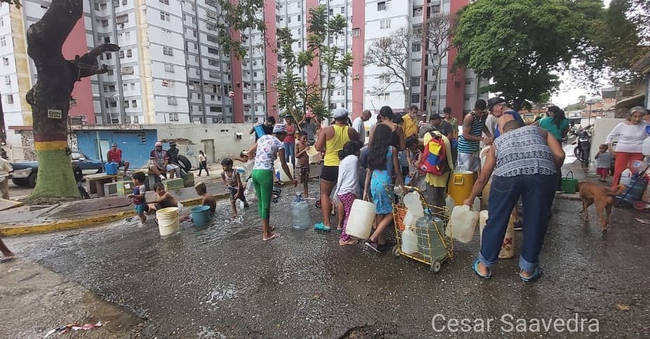 Sumarium - 📷 En el Barrio de Pinto Salinas de Caracas 🇻🇪...
