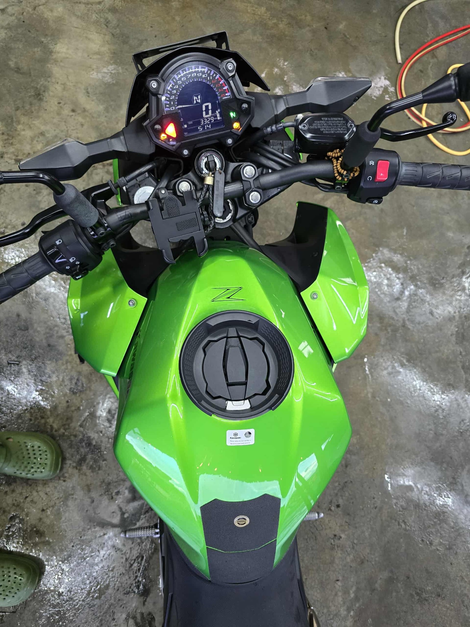 Kawasaki z500 2024 with 6k odo *FREE TRANSFER OF OWNERSHIP* All