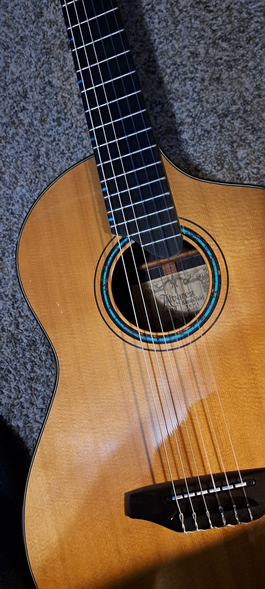 Received Alvarez Yairi gy-2e jumbo guitar