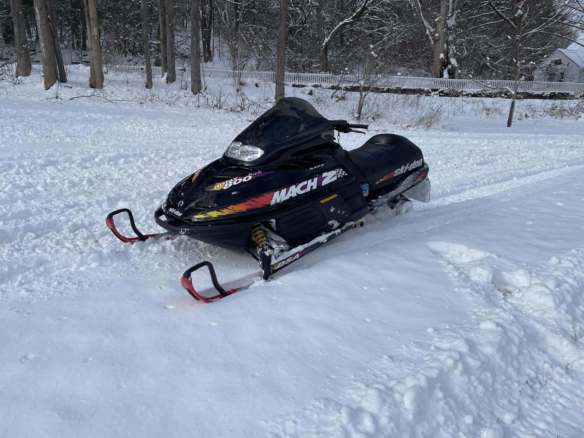 1998 Mach Z snowmobile