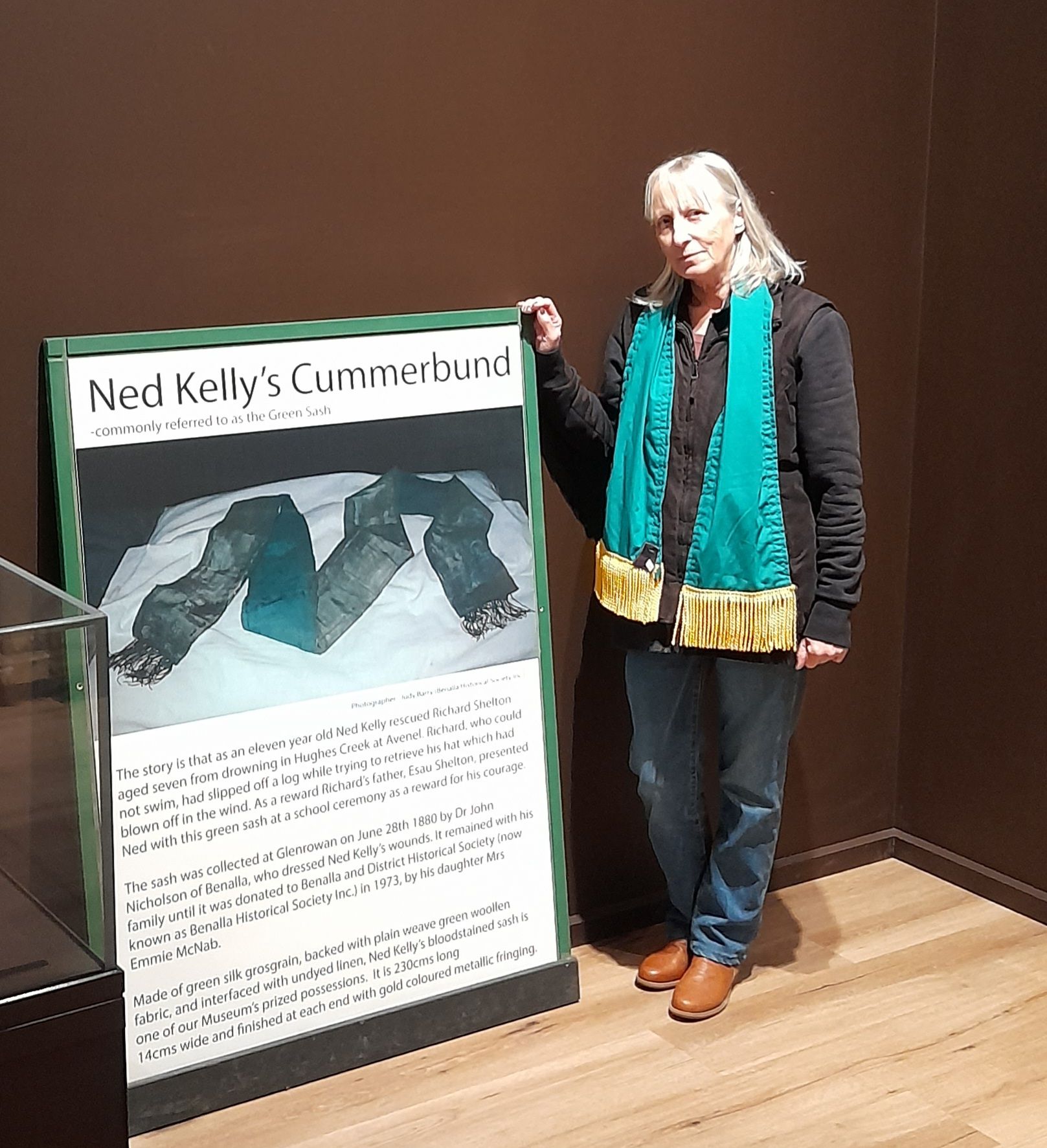 Why did Ned Kelly wear the green sash?