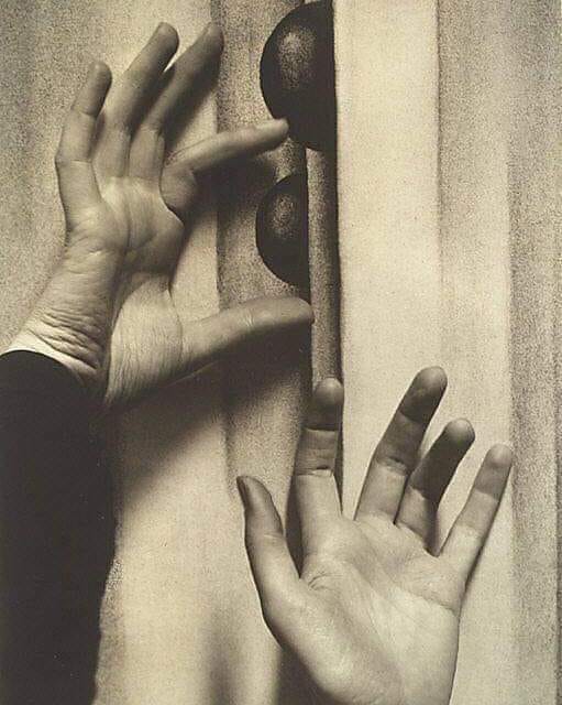 The hands of Georgia O'Keeffe Photo by Alfred Stieglitz, 1919