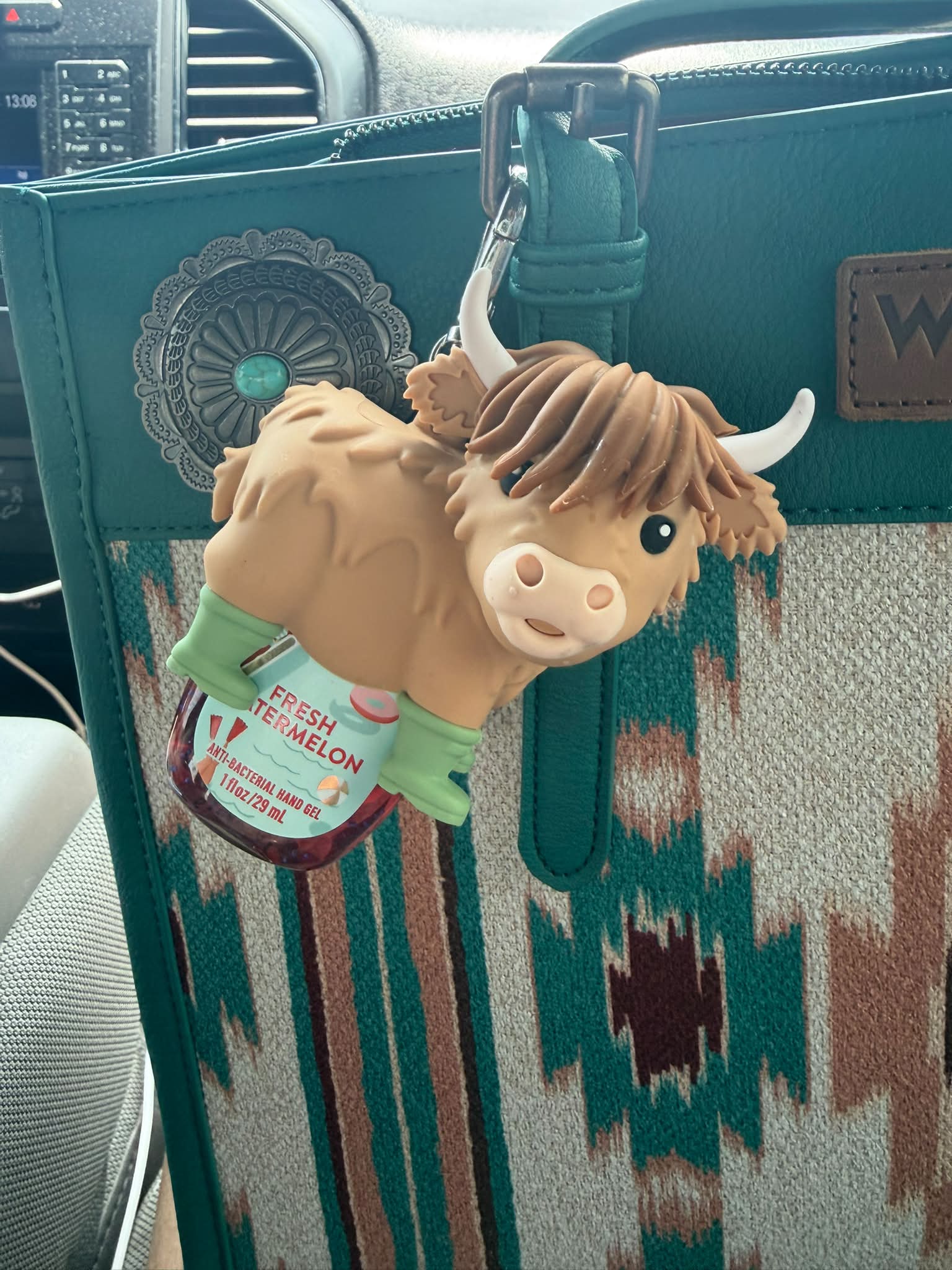 Bath and body works hand sanitizer holder