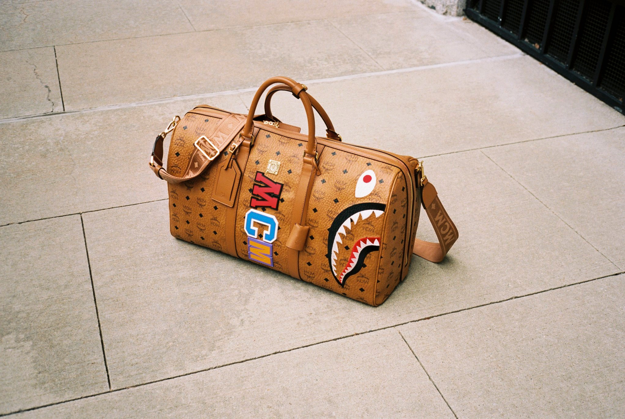 bape MCM × BAPE ボストン SHARK WEEKENDER BAG MCM X BAPE® Color, confidence, music, mobility, pattern – with