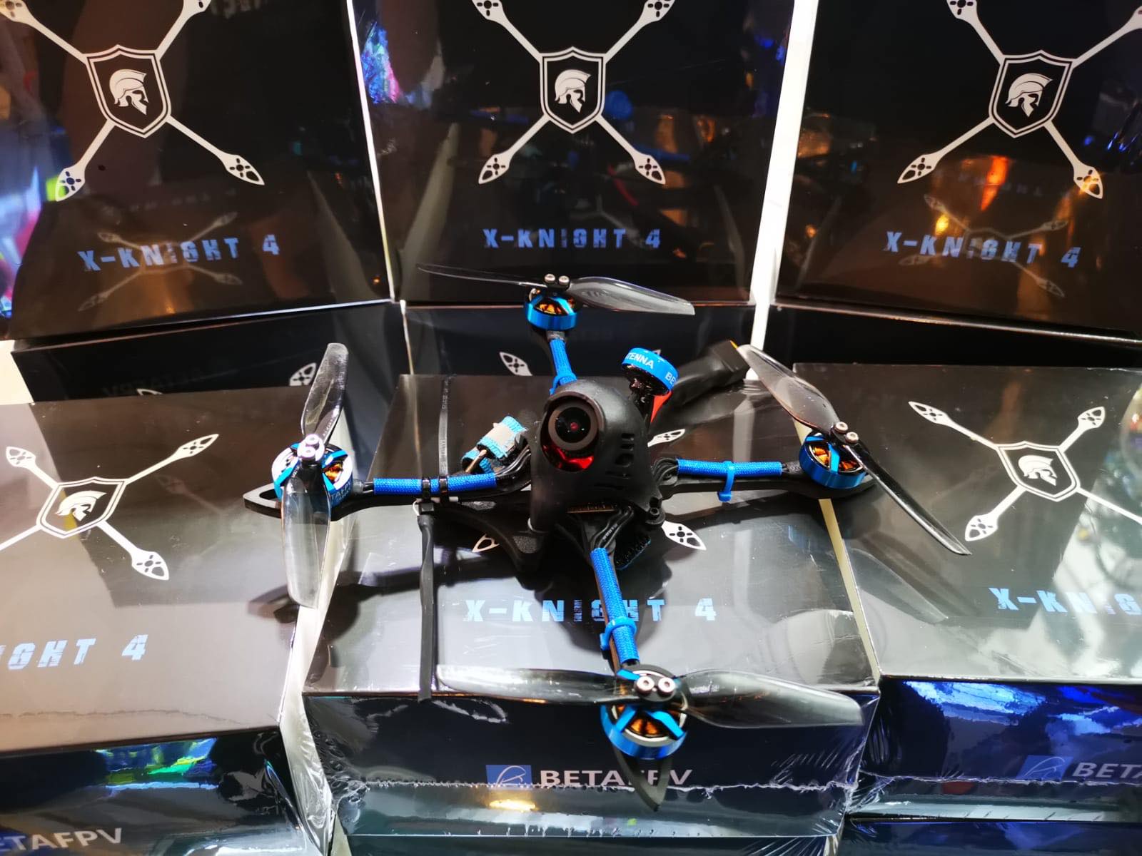 Fly Smart Digi - BETAFPV X-Knight 4 BNF Under 250g over 150km/h 大貨到 ...