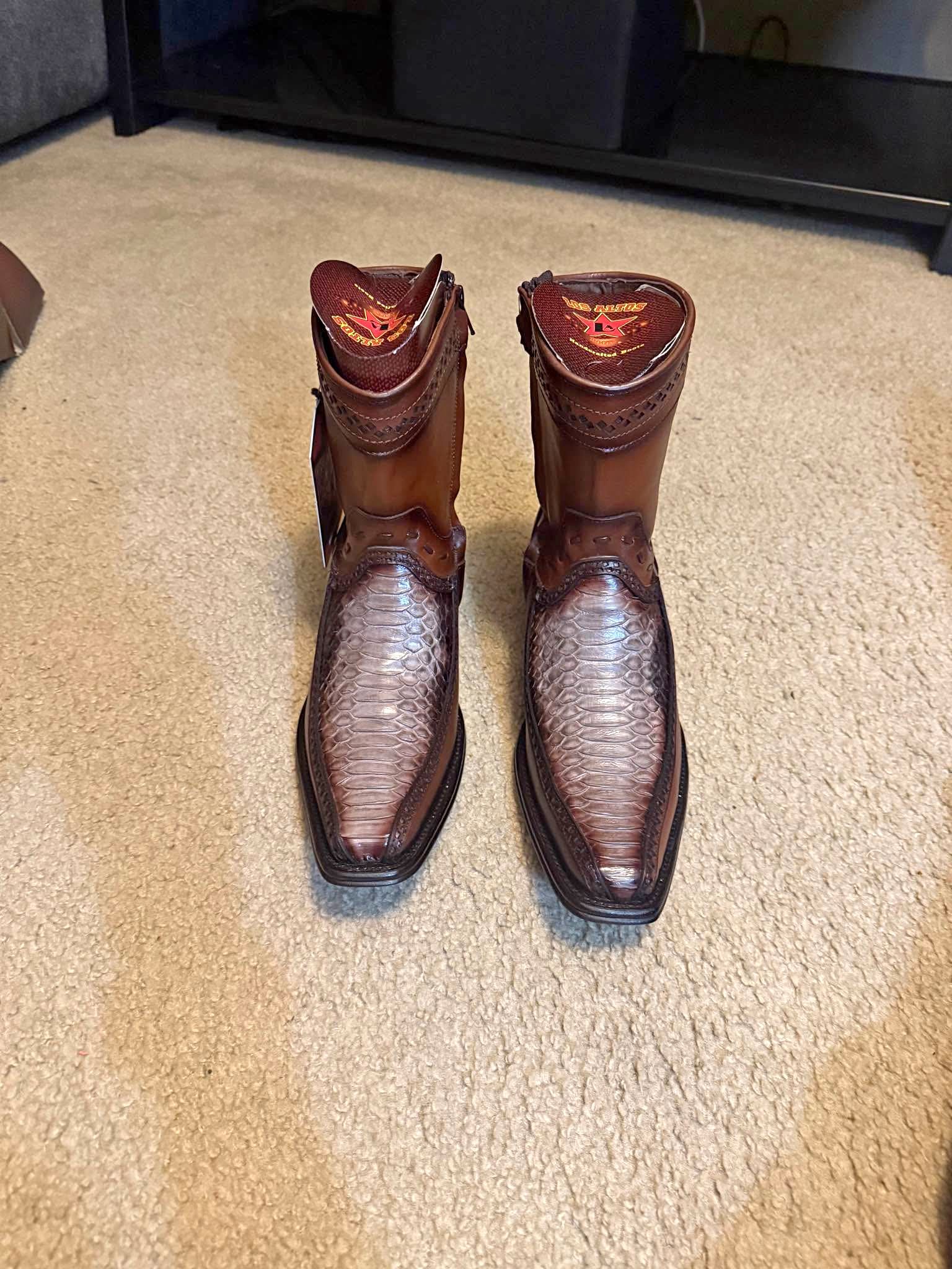 Boots - Boots - Baton Rouge, Louisiana | Facebook Marketplace | Facebook