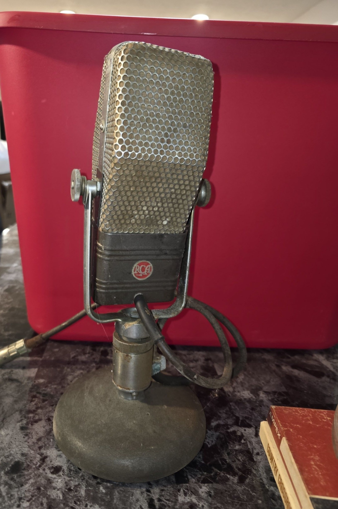 RCA 44BX microphone from North American Phonograph Company