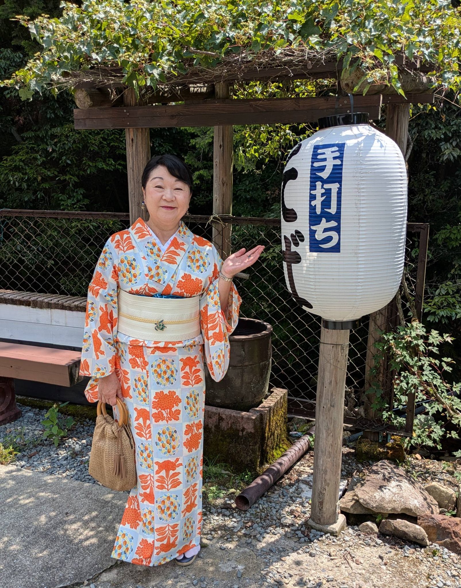 あべのハルカス美術館 深堀隆介展 生きて目の前で泳いでいるかのような
