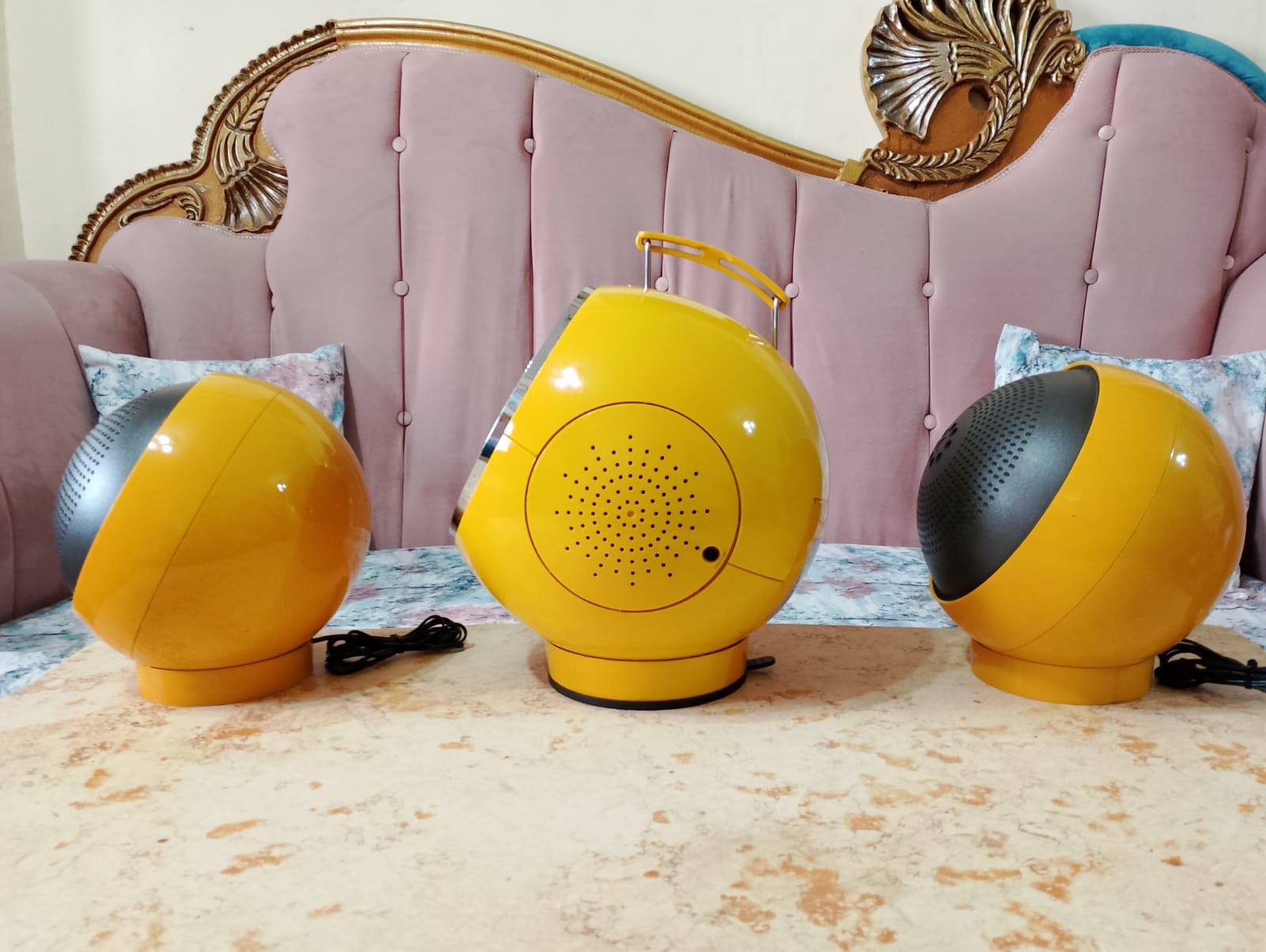 Space Age Radio & 8 track player Weltron 2001