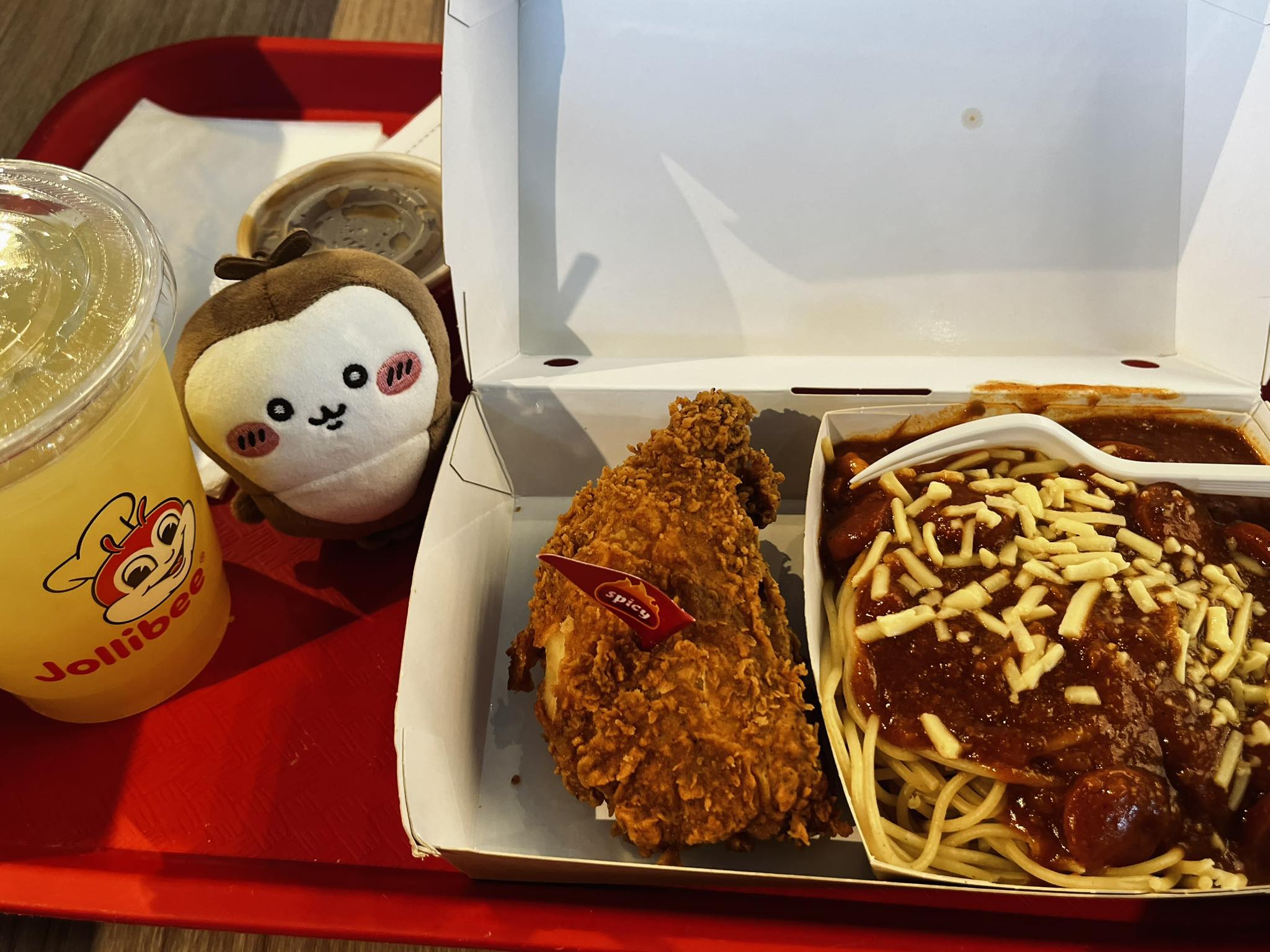 Chiikabu at Jollibee SE Jolliber Jemibaa