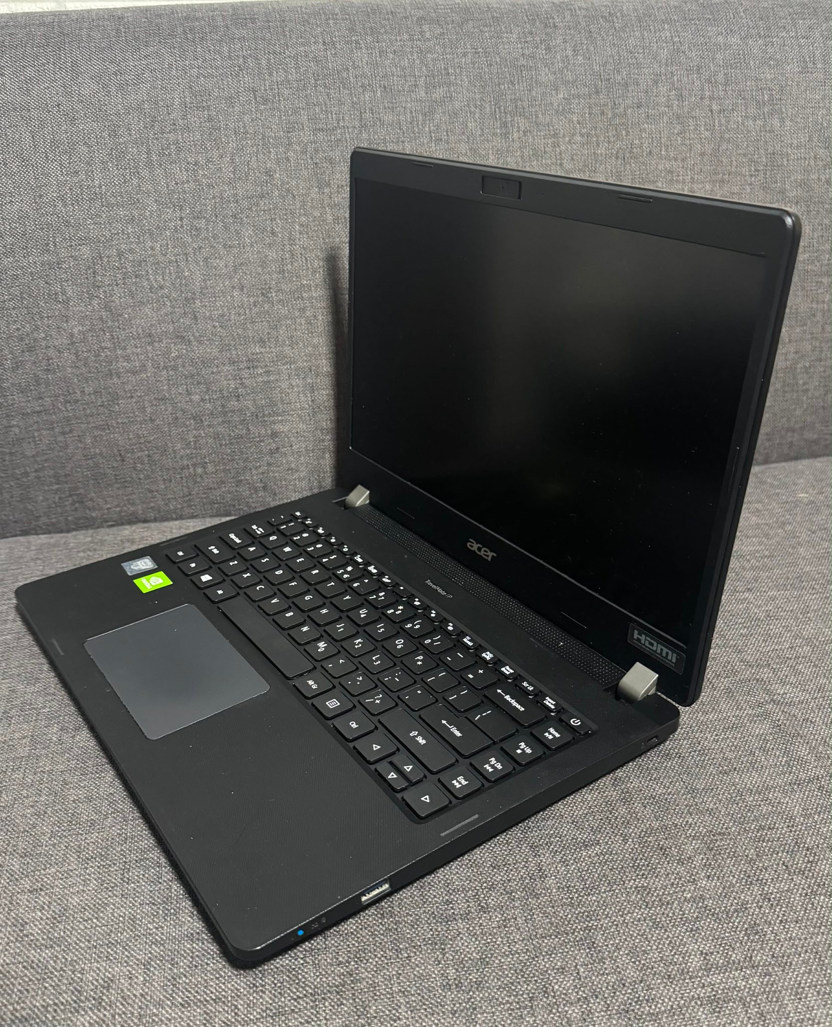 Acer Travelmate P214 Series Processor: Intel core i5 10th gen RAM 