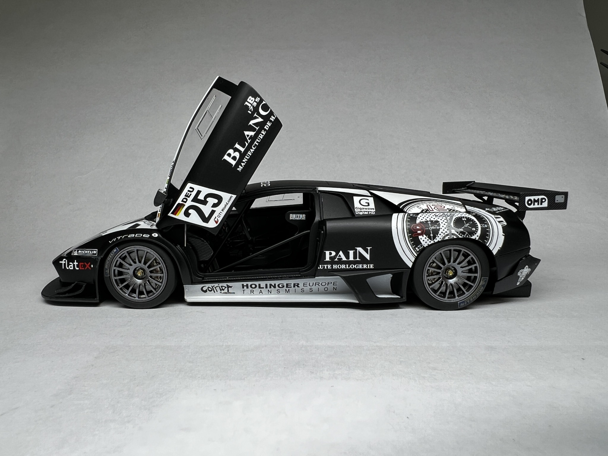 Aoshima lamborghini murcielago model car build