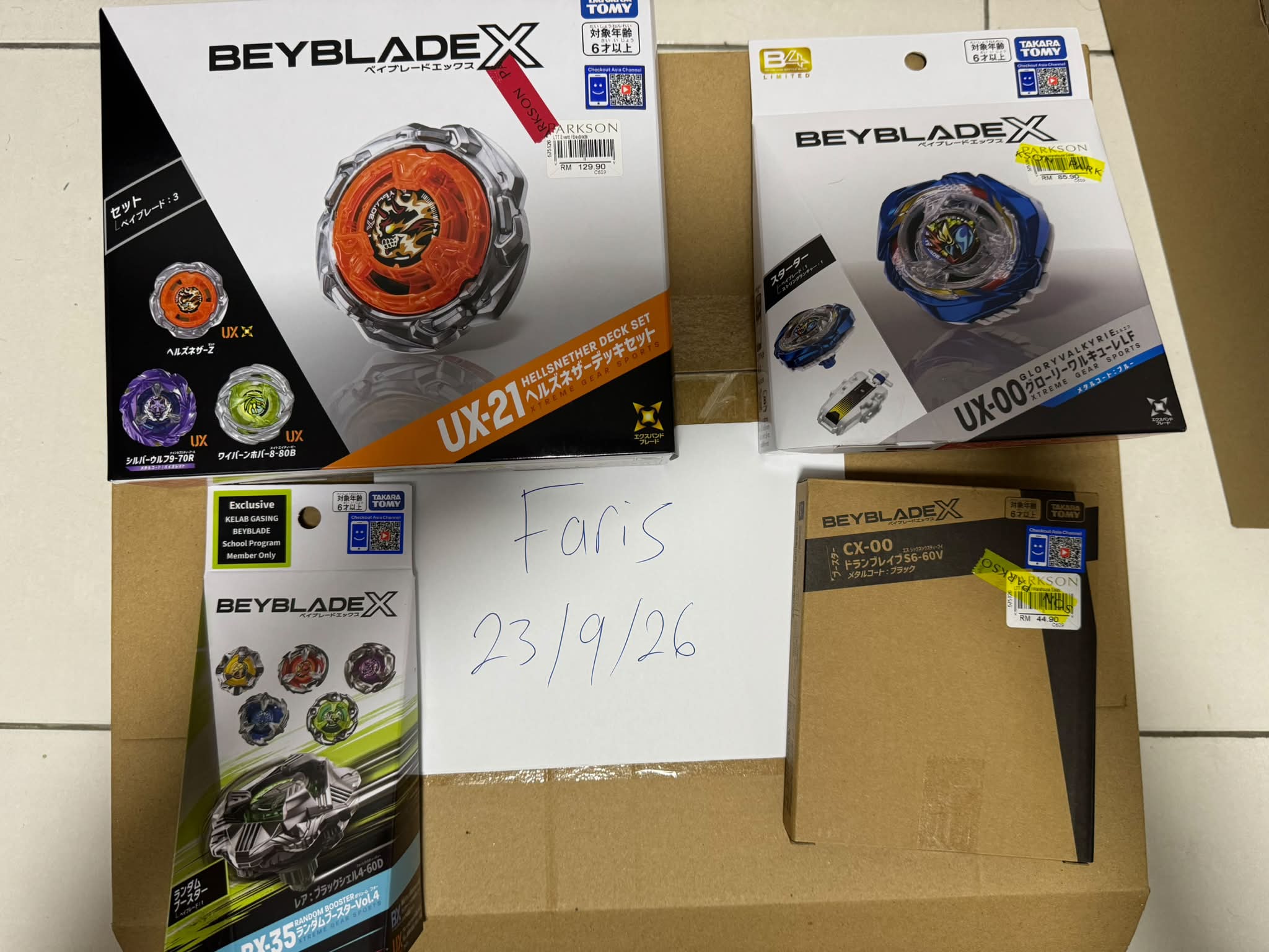 Beyblade X items for sale: UX-00, CX-00, UX-21, BX-35-05 - Prices