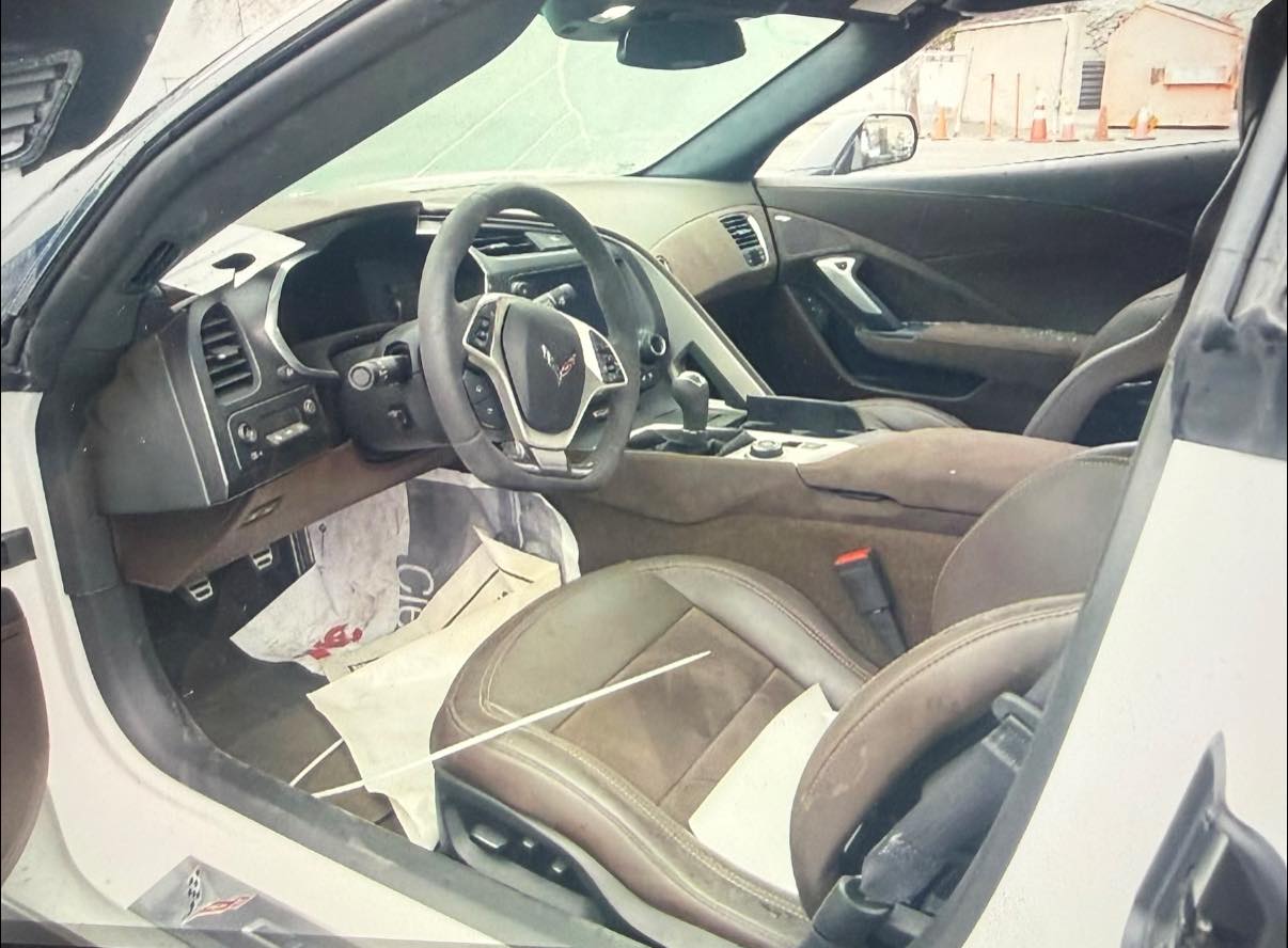 How can I tell if my 2016 Z06 is a Z07 also? ￼
