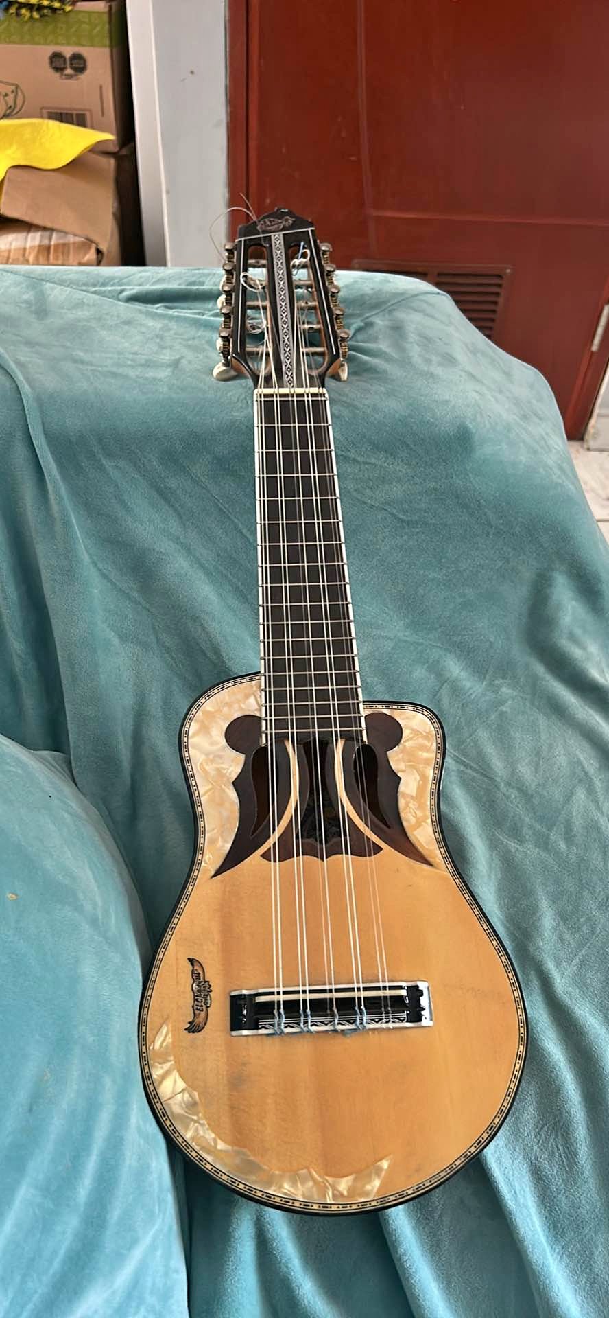 Charango Profesional - Stringed Instruments - Lima, Peru | Facebook ...