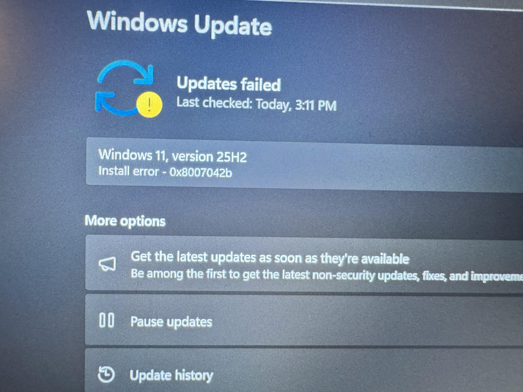 How to fix Windows 11 update error 0x8007042b?