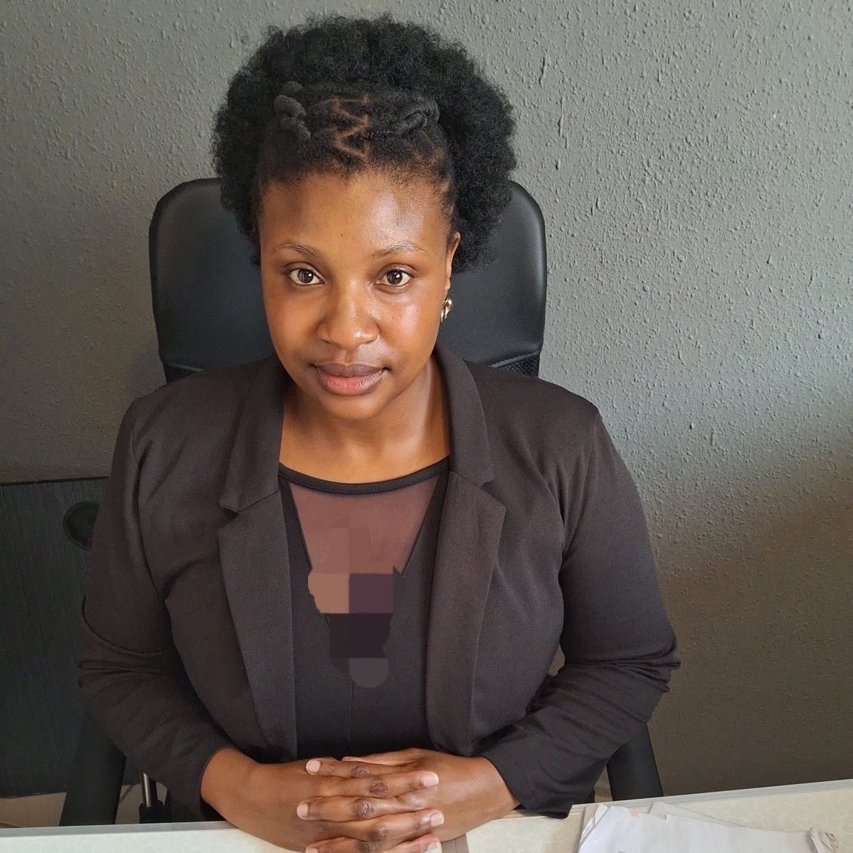 Teaching Sepedi as a home language to a child whose entire foundation ...