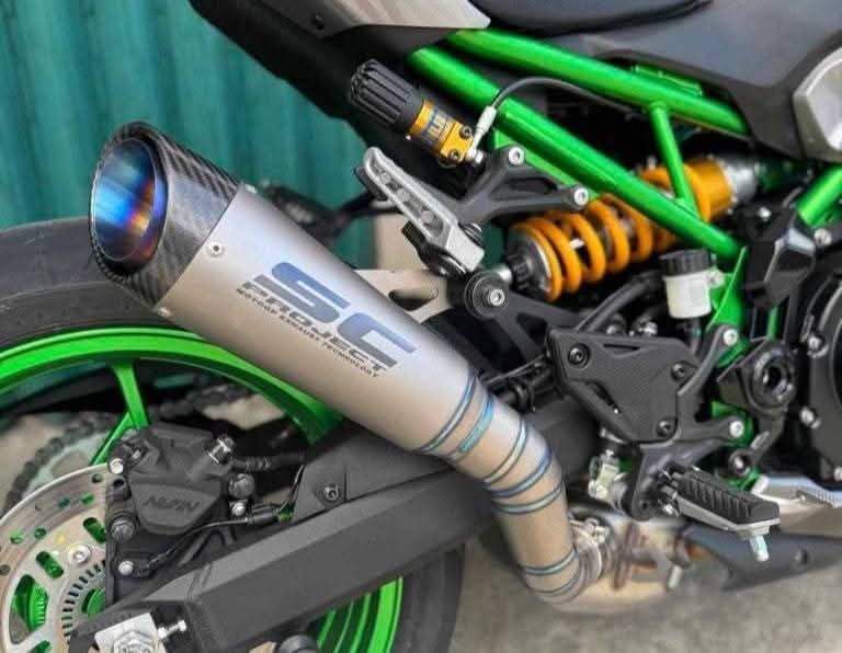 Titanium slip on SC Project for Kawasaki Z900