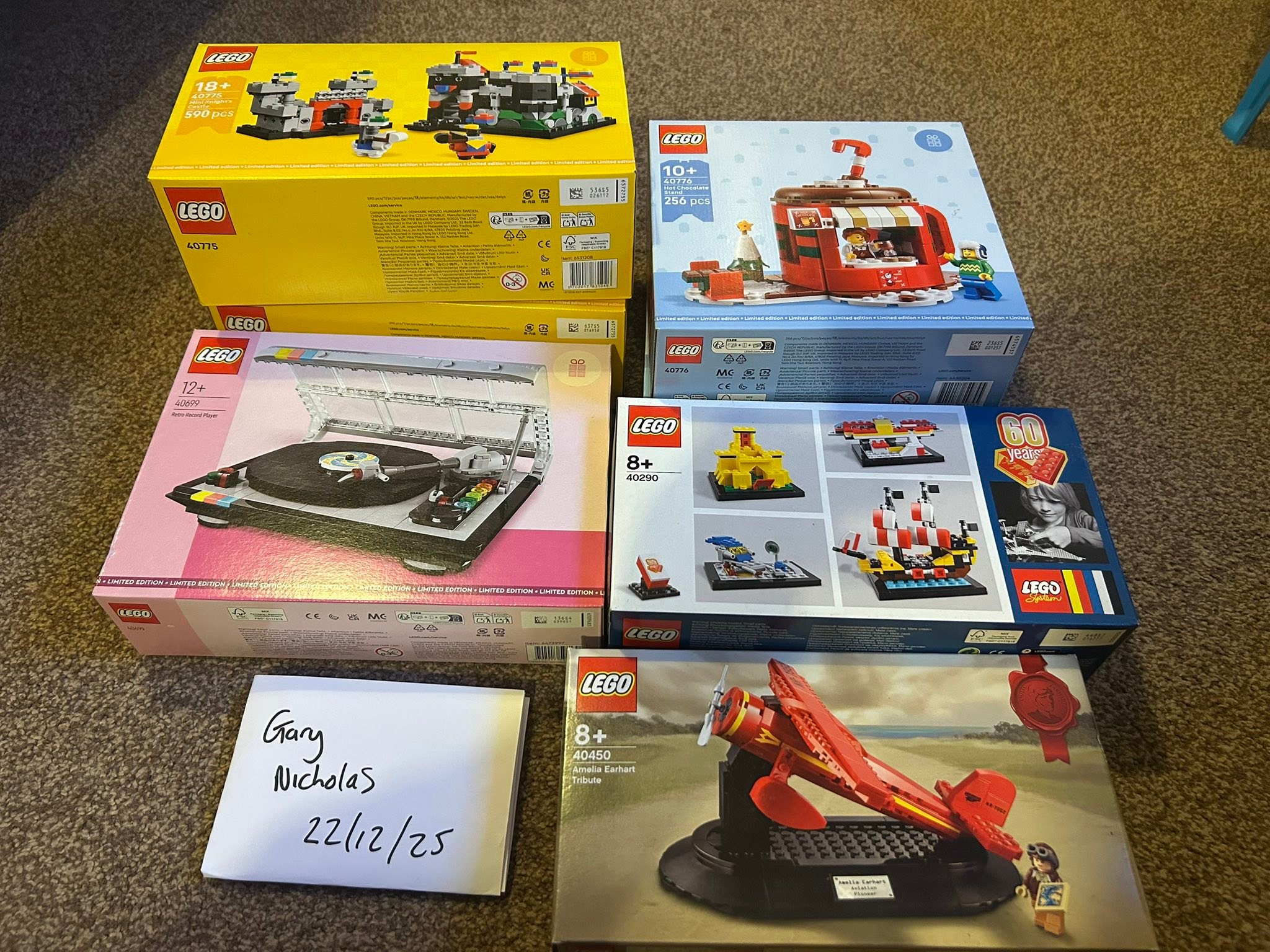 PRICED TO SELL - ton of Lego Collectable Minifigures All priced