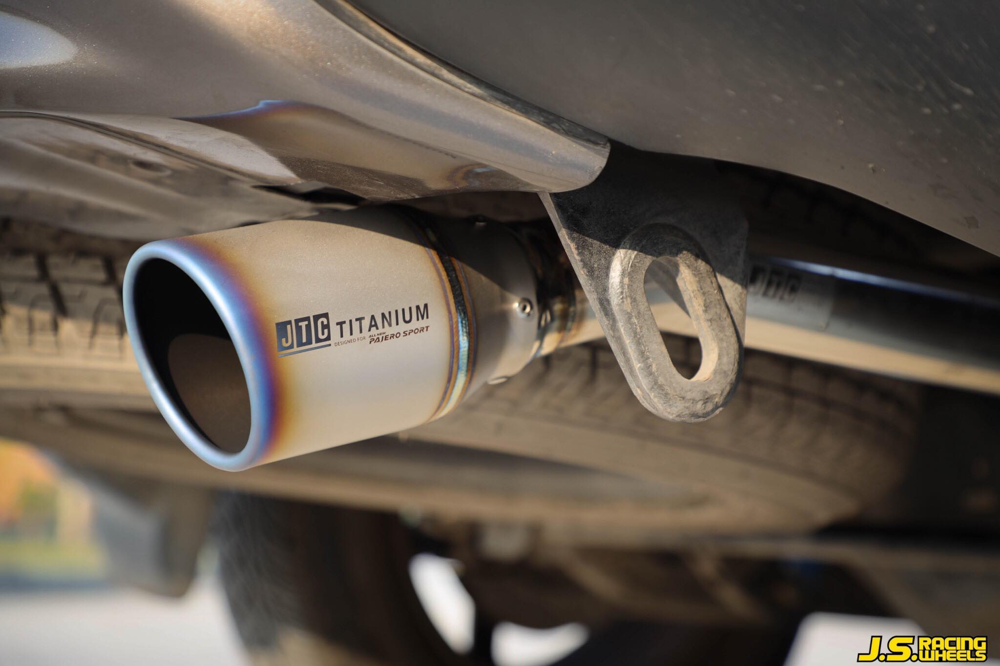 #ปาเจโร่โหลด จัดไป >> โช็คหน้า PROFENDER Monotube >> โช็คหลัง PROFENDER ...