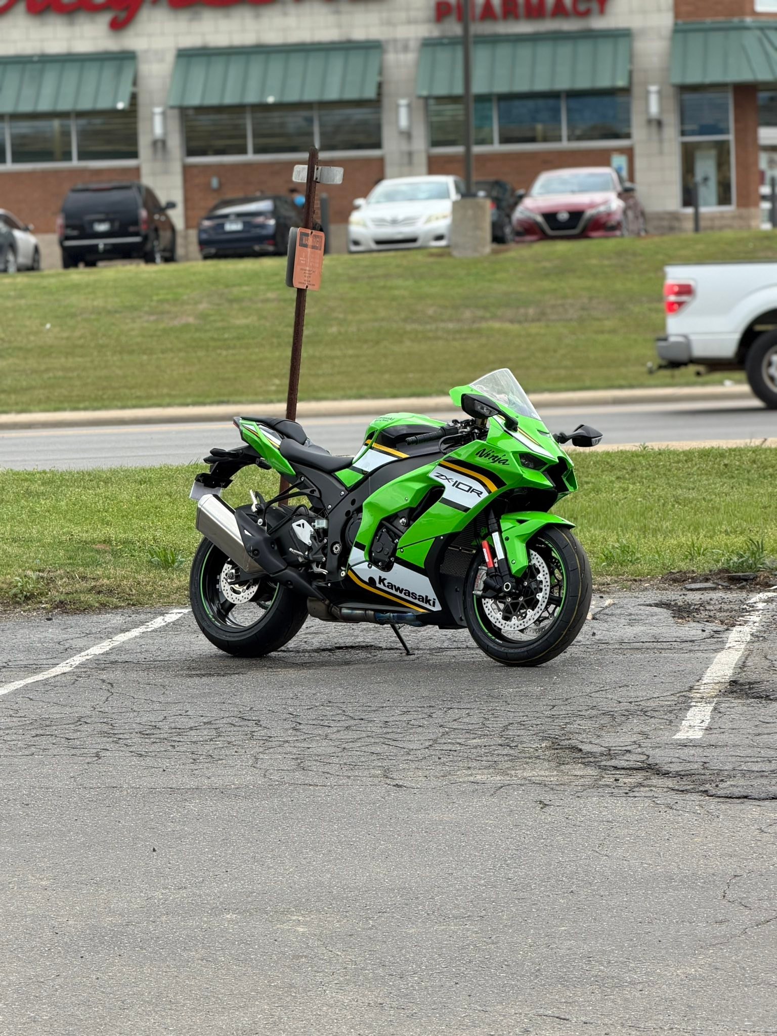 Kawasaki ZX-10R 25k miles review