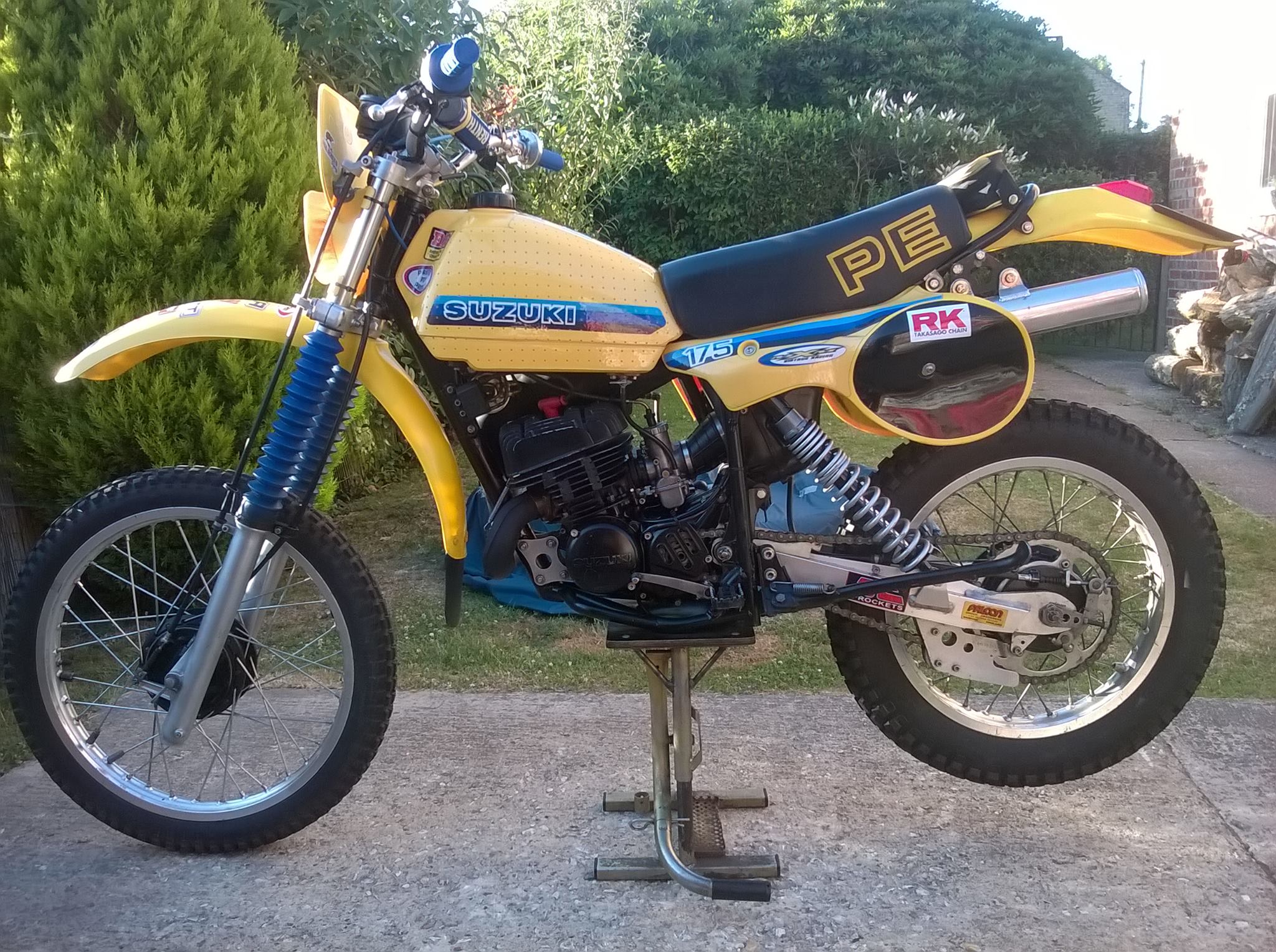 Full Floater Suzuki RM Vintage Motocross | SAM_0073