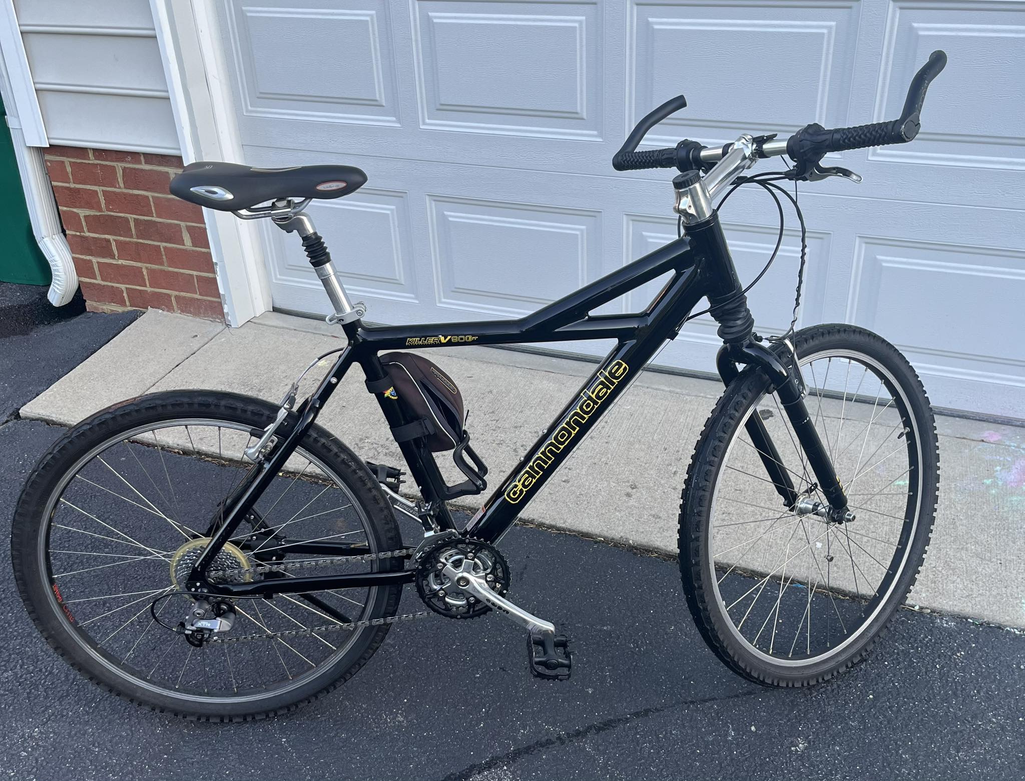 Cannondale KillerV 2000. Still in love with this bike. New rims