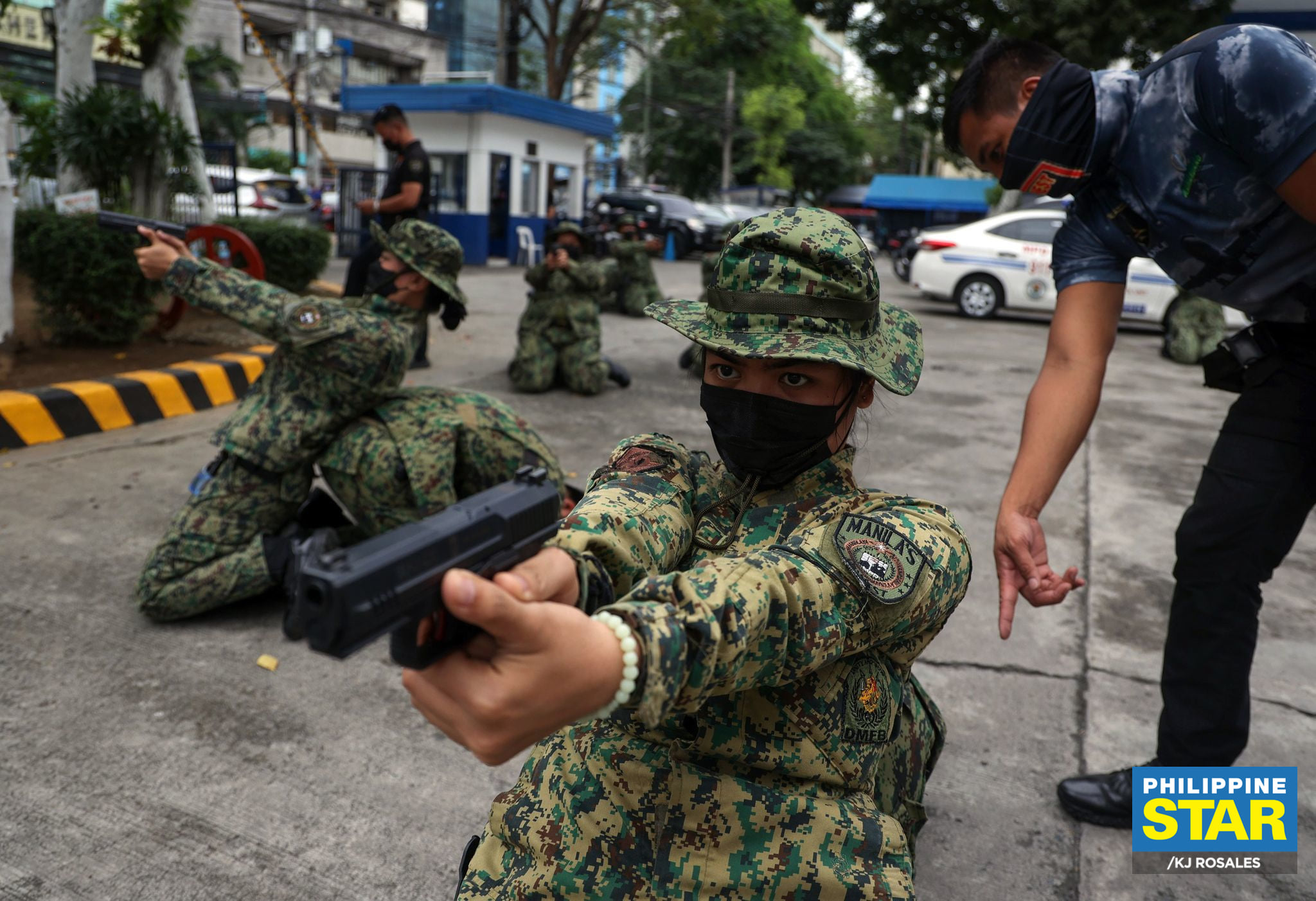 Philippine Star - Members of the Manila Police District...