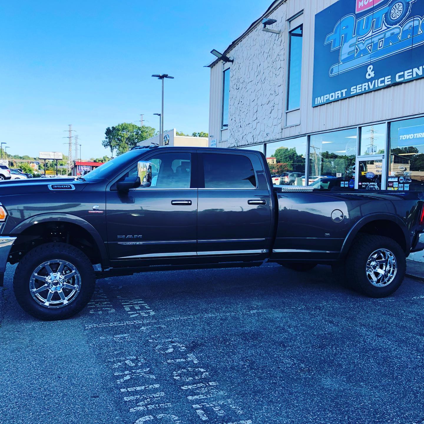 New Ram 3500. 20’’ Fuel Maverick... - Modern Auto Extras