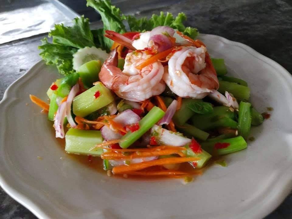 วันนี้เปิดบริการความอร่อย... - ร้านอาหารริมน้ำ บาย เดอ ริเวอร์ | Facebook