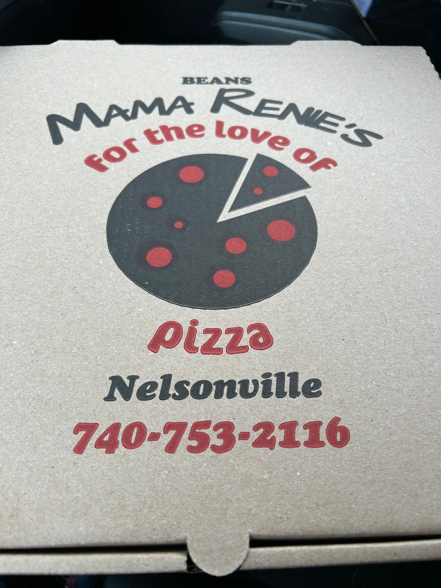Bean's Mama Renie's pizza review | Nelsonville, OH