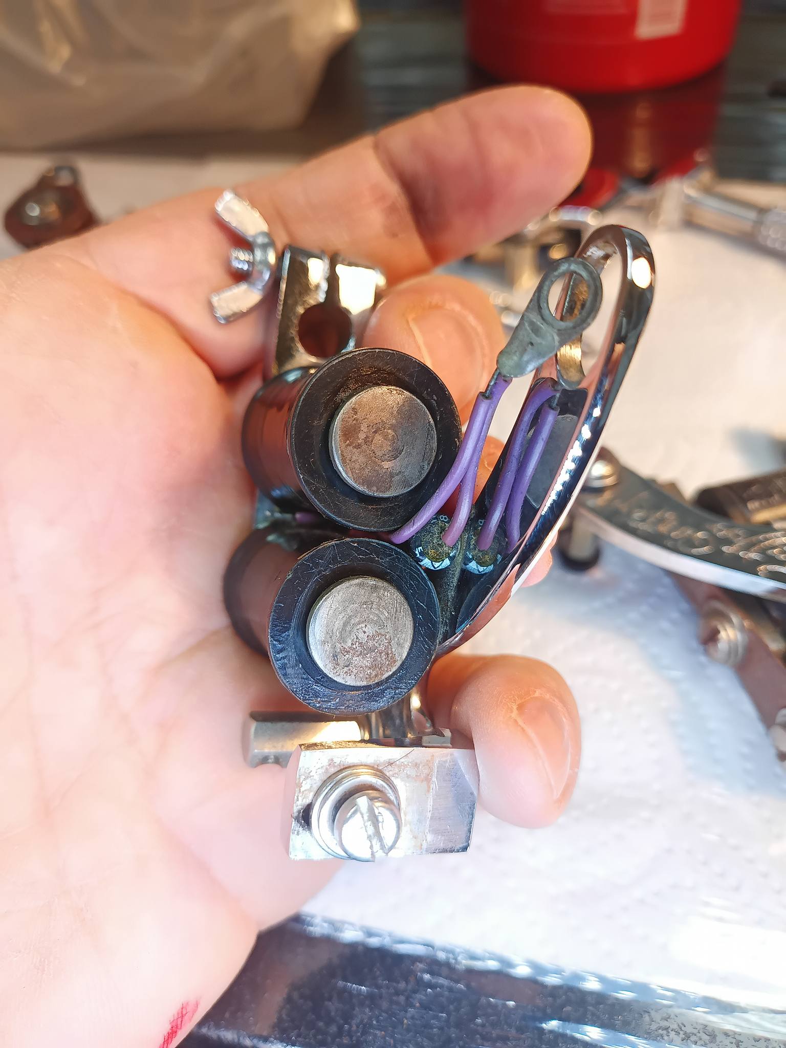What is the origin of this vintage tattoo machine with Spaulding
