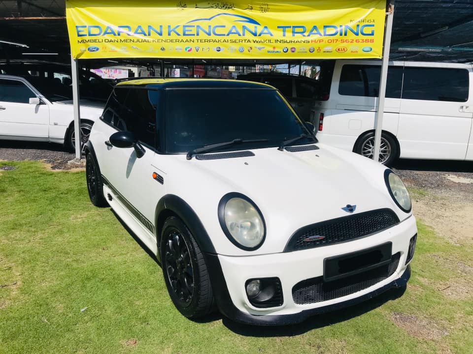 Edaran Kencana - MINI Cooper 1.6 (A) R53 RHD United...