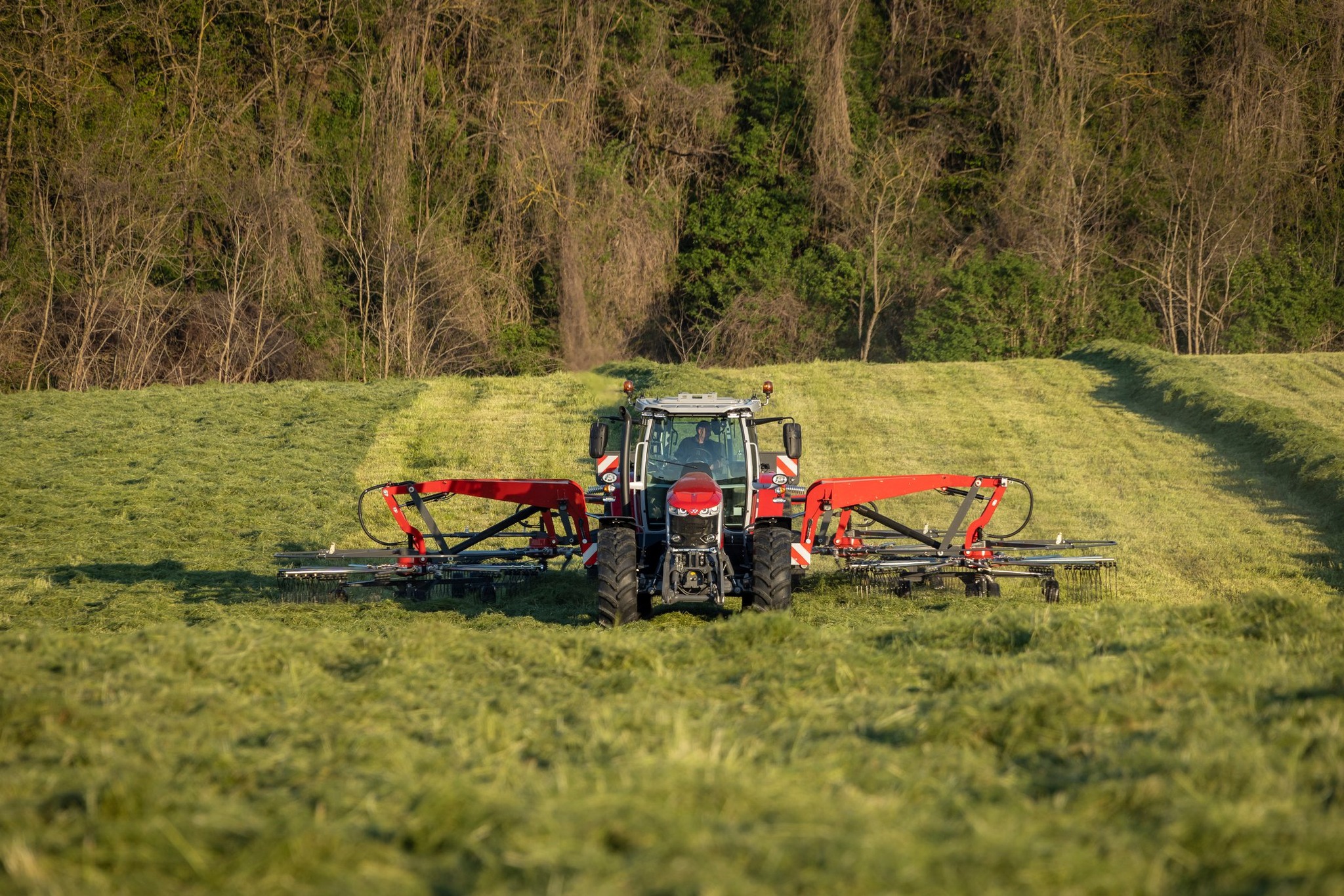 Massey Ferguson - Le nouvel andaineur MF RK 1404 TRC PRO Gen2 est ...