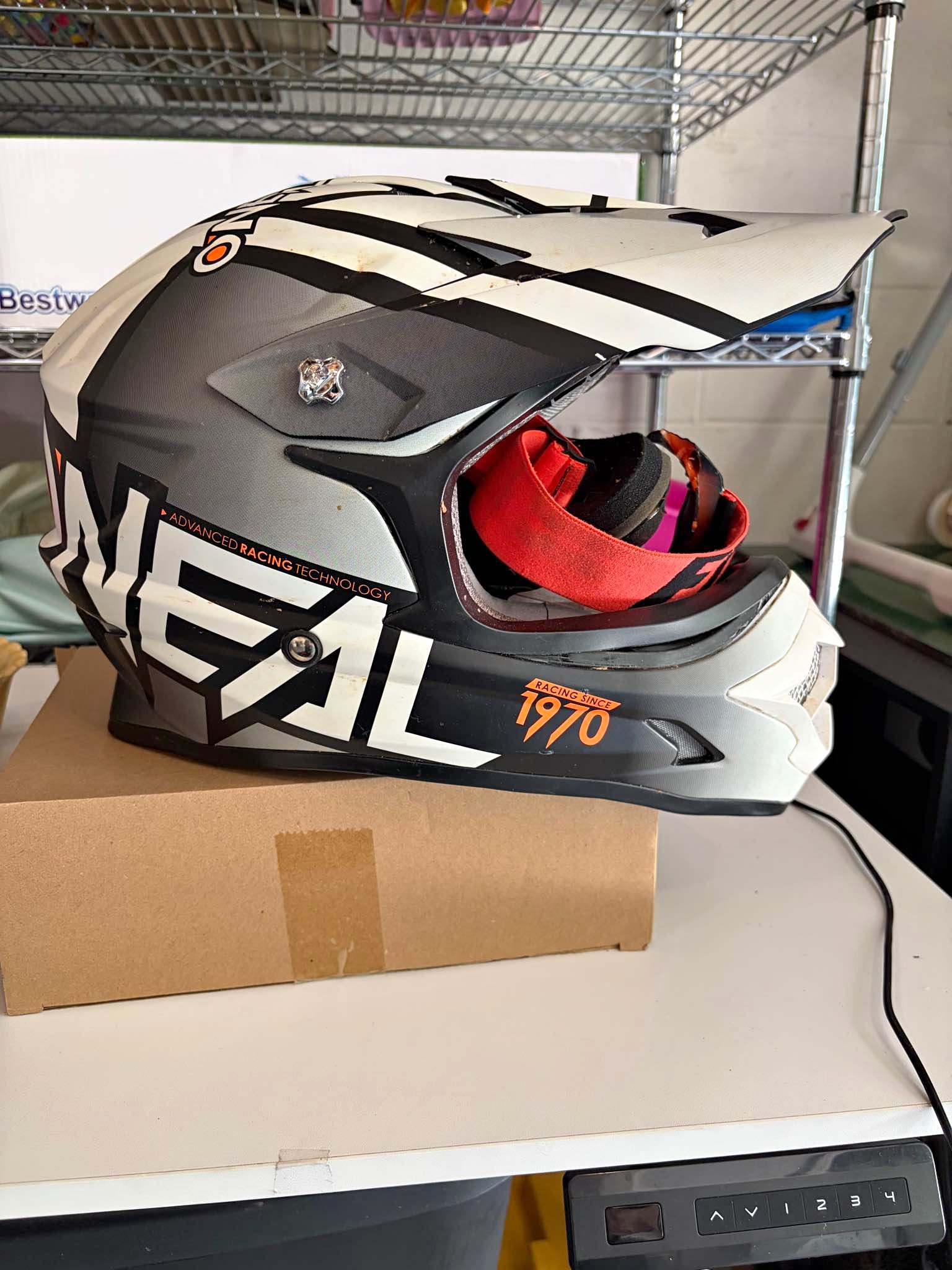 bell fallen angel helmet SRT-Modular The Qualifier DLX Mips full Bell Qualifier DLX Devil May