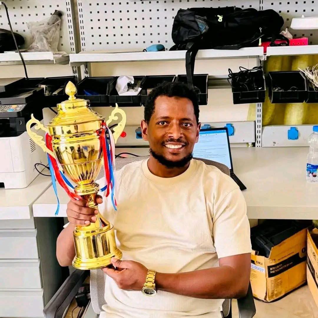 ታኩር ግን ክፉ ነው - ያልተከተብከው ው- ሻ መስለሀቸው ነው 😂 | ዘመን ተሻጋሪው | Facebook