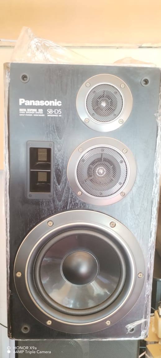 PANASONIC JAPAN 03 WAY SPEAKER PAIR . MODEL SB -D5 . 110W